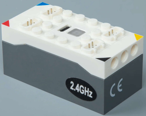 Klocki konstrukcyjne CaDA Zdalnie sterowane duże auto terenowe z napędem Power System Biały samochód Humvee Pojazd RC 1386 elementów