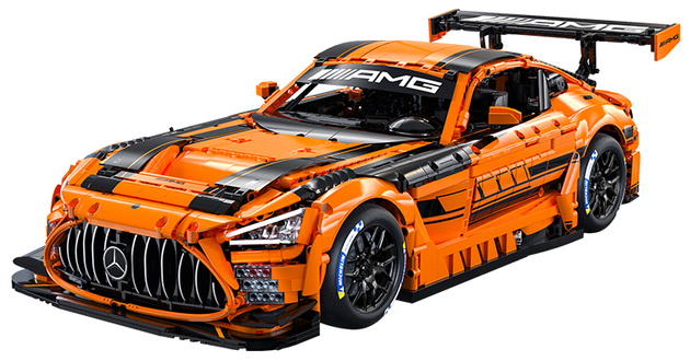 Klocki CaDA Mercedes AMG GT3 1:8 5466 elementów 