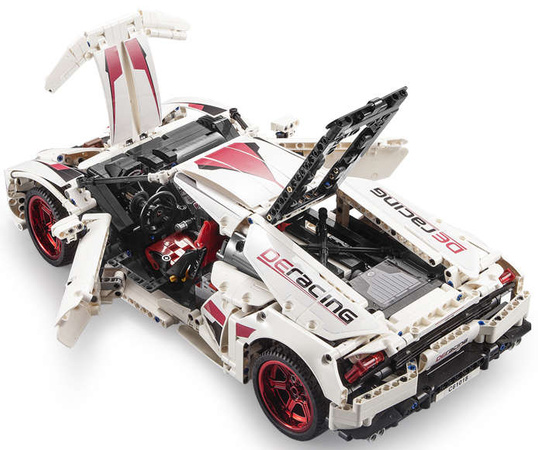 Klocki konstrukcyjne CaDA Duże auto sportowe 49 cm biały Super Car Samochód 1696 elementów
