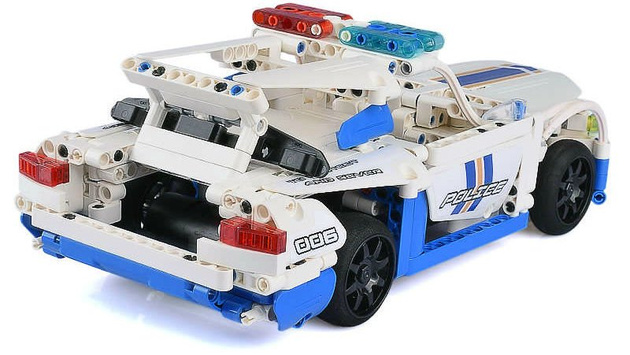 Klocki konstrukcyjne CaDA Policja Zdalnie sterowany samochód Radiowóz policyjny Auto 32 cm 430 elementów RC