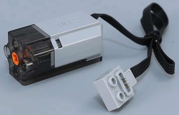 Klocki konstrukcyjne CaDA Zdalnie sterowane duże auto terenowe z napędem Power System Biały samochód Humvee Pojazd RC 1386 elementów